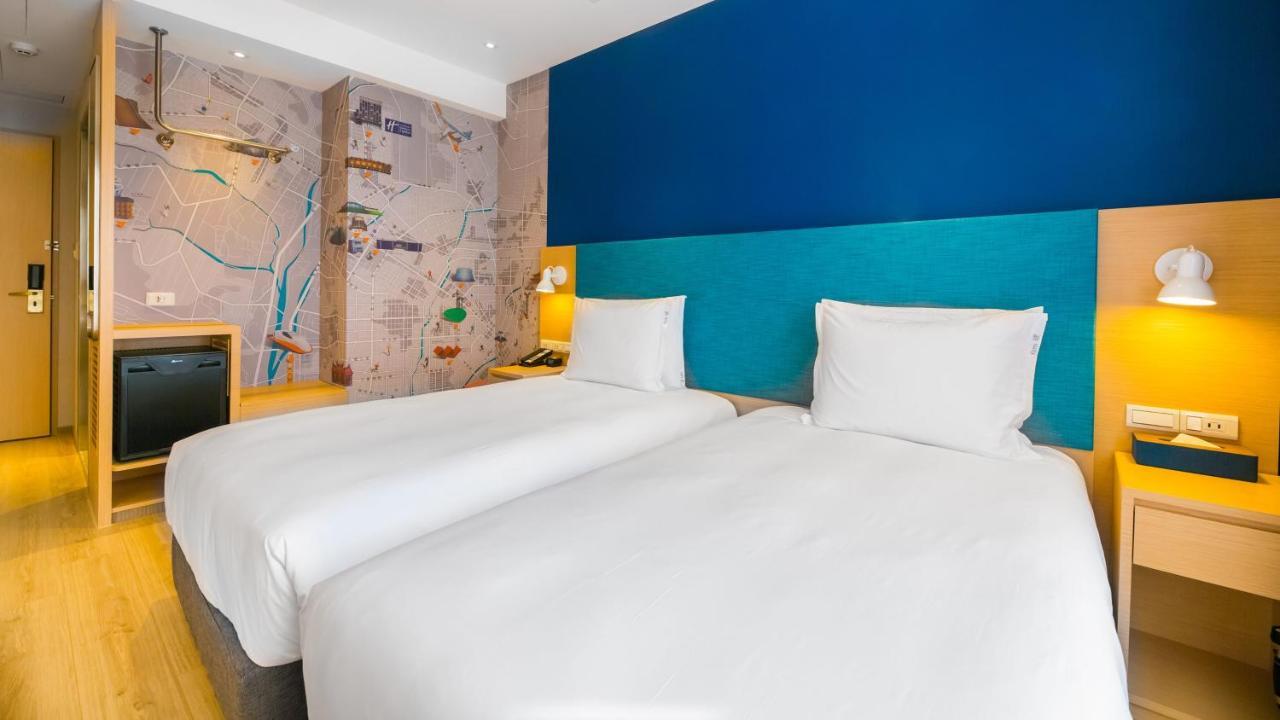 Holiday Inn Express Taichung Fengchia By Ihg Extérieur photo