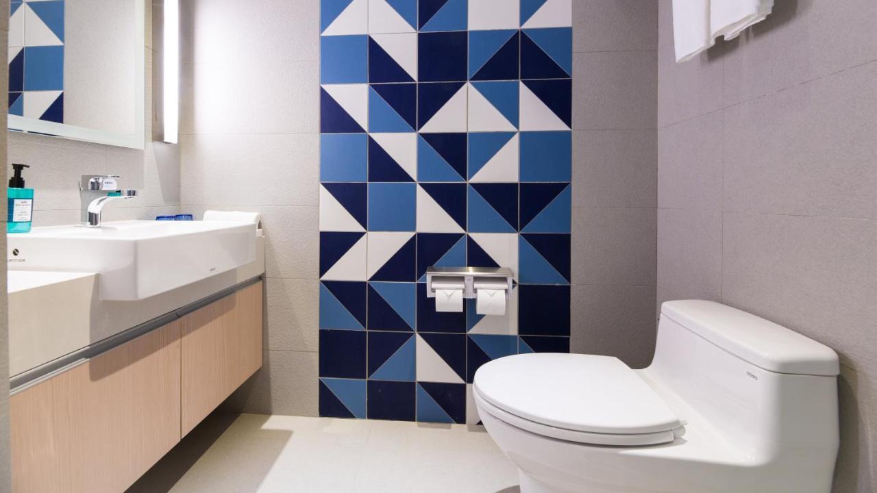Holiday Inn Express Taichung Fengchia By Ihg Extérieur photo