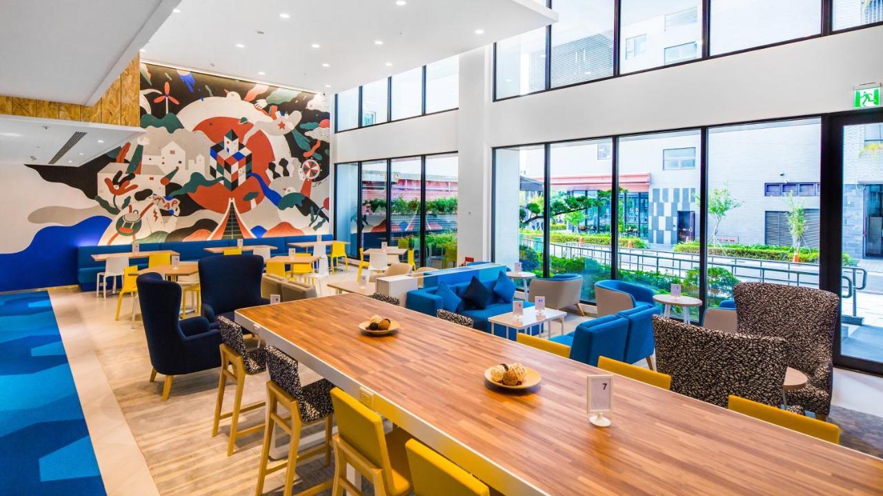 Holiday Inn Express Taichung Fengchia By Ihg Extérieur photo