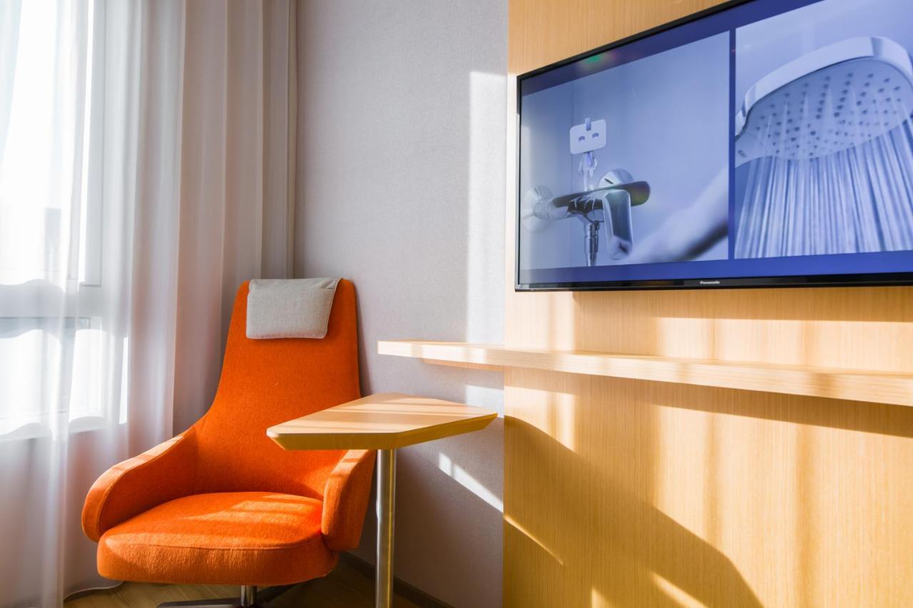 Holiday Inn Express Taichung Fengchia By Ihg Extérieur photo