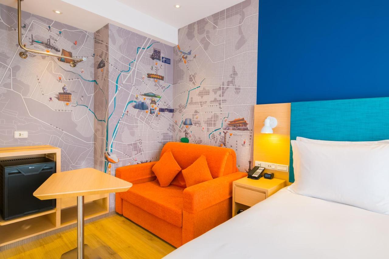 Holiday Inn Express Taichung Fengchia By Ihg Extérieur photo
